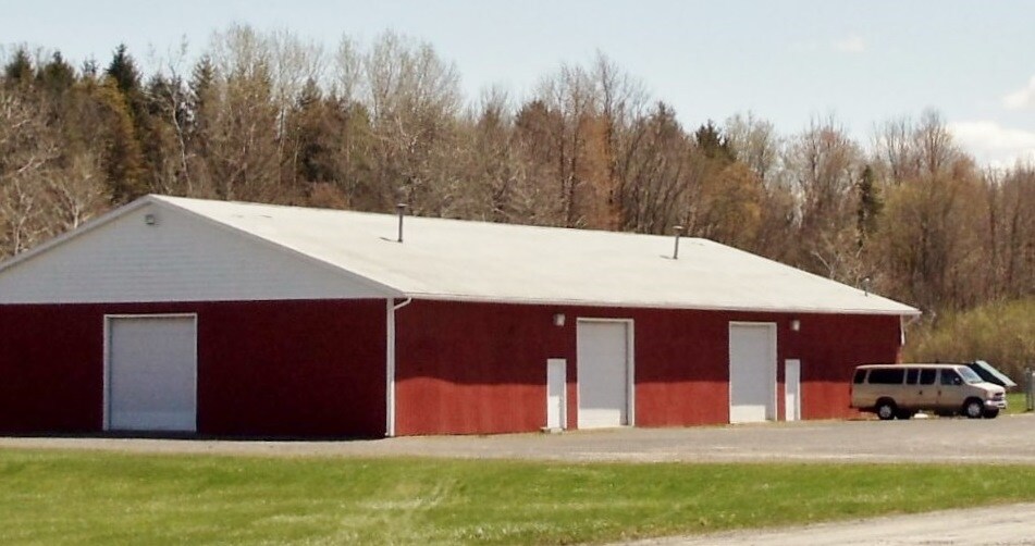 2052 Lamson Rd, Phoenix, NY for sale - Building Photo - Image 1 of 1