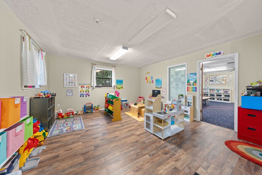 102 S Highland St, Bushnell, FL for sale - Building Photo - Image 3 of 52