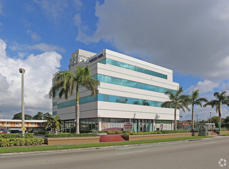 7171 Coral Way, Miami, FL for lease - Primary Photo - Image 1 of 8