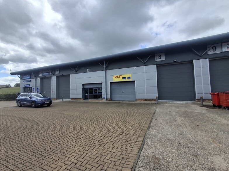 Unit 6-9 InchWood Ave, Bathgate for lease - Building Photo - Image 3 of 6