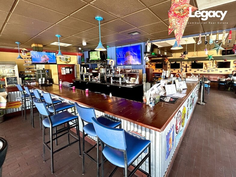 1215-1227 El Prado Ave, Torrance, CA for lease - Interior Photo - Image 3 of 13