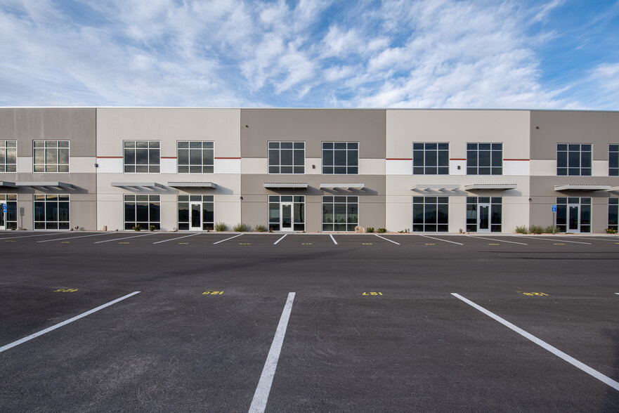 1325 S 500 E, American Fork, UT for lease - Building Photo - Image 1 of 6