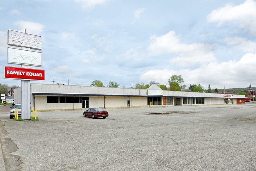 237 Franklin St, Corry, PA 16407