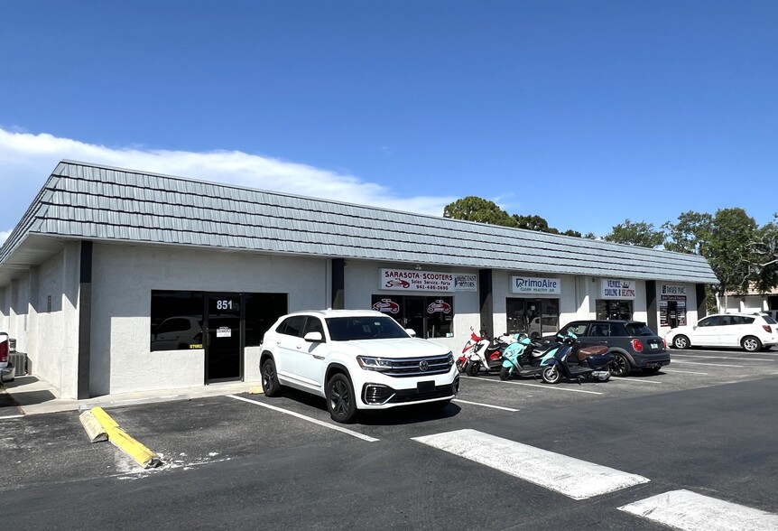 851-859 US Highway 41 Byp S, Venice, FL for sale - Building Photo - Image 1 of 12