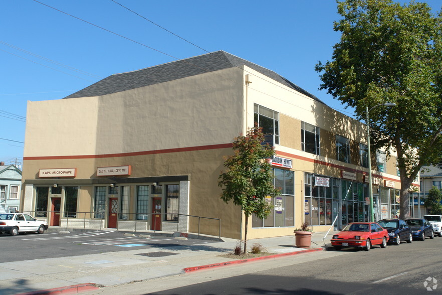 4609-4695 Telegraph Ave, Oakland, CA for lease - Building Photo - Image 2 of 16