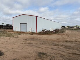 300 E 57th St, Odessa TX - Warehouse