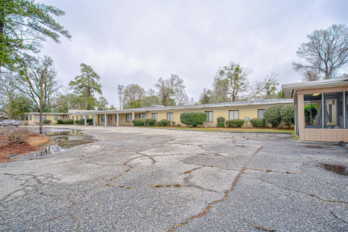 2385 Pamplico Hwy Hwy, Florence, SC for sale Primary Photo- Image 1 of 1