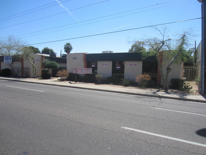 2519 E Thomas Rd, Phoenix, AZ for sale - Primary Photo - Image 1 of 1