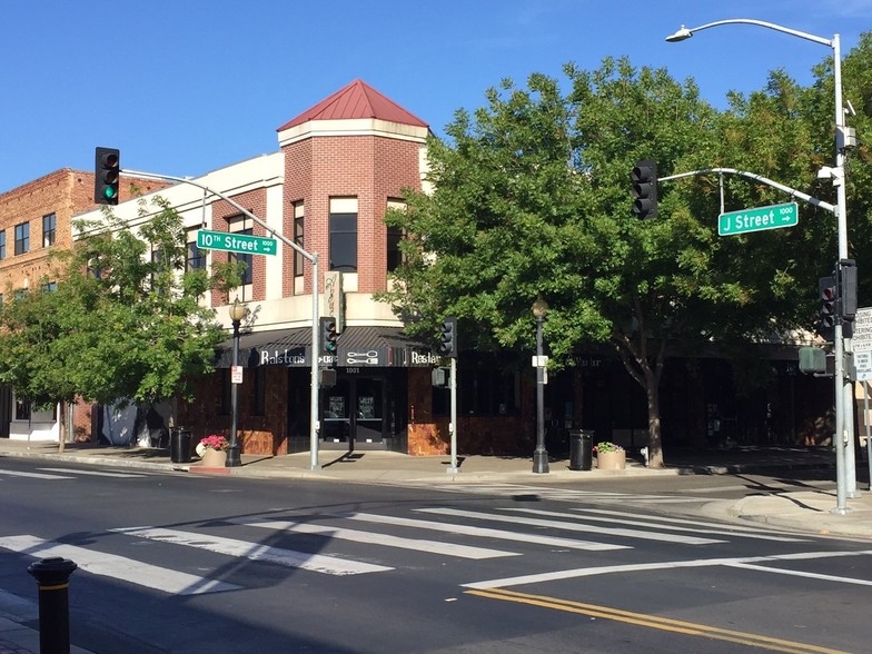 1001 10th St, Modesto, CA for lease - Primary Photo - Image 1 of 7