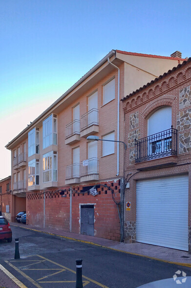 Calle Núñez Balboa, 14, Torrijos, Toledo for sale - Primary Photo - Image 1 of 1