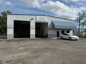 11901 Lacy Ln, Fort Myers FL - Warehouse
