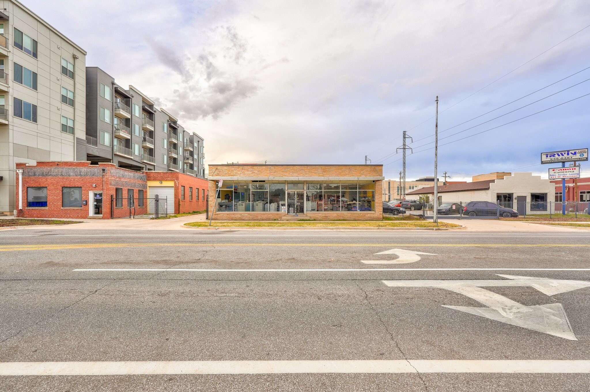811 W Sheridan Ave, Oklahoma City, OK for lease Building Photo- Image 1 of 3