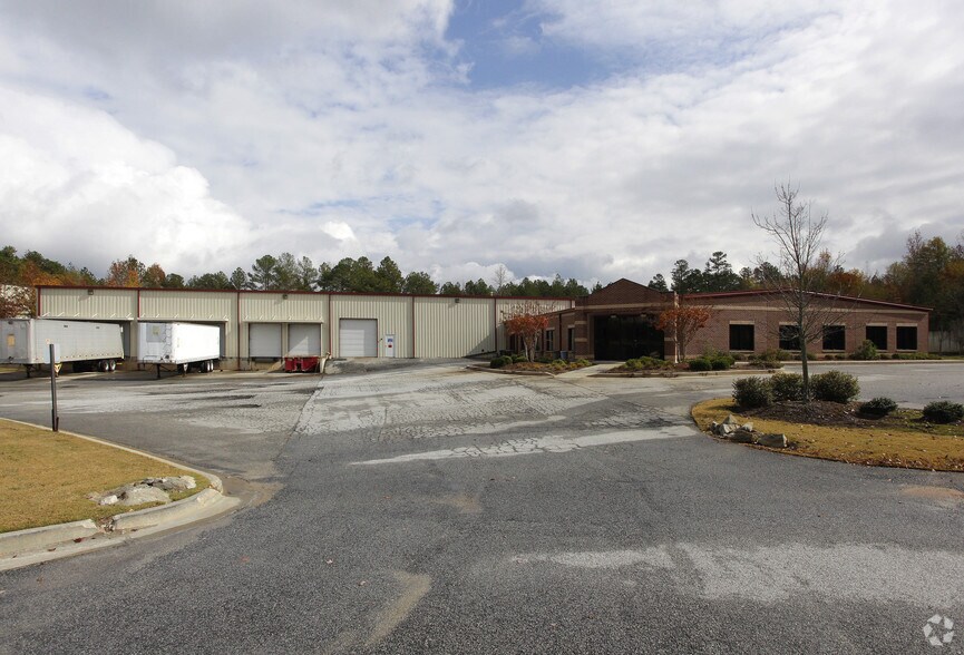 140 Celtic Blvd, Tyrone, GA for sale - Primary Photo - Image 1 of 1