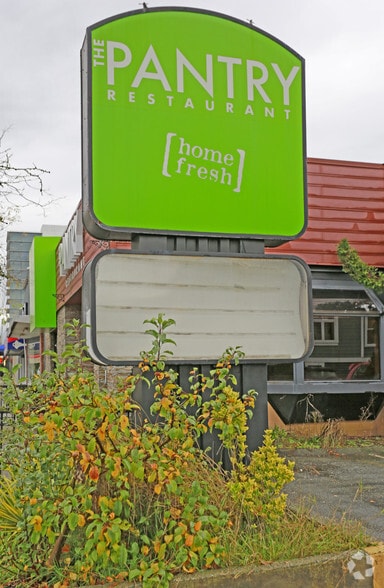 425 6th St, New Westminster, BC for sale - Building Photo - Image 3 of 8