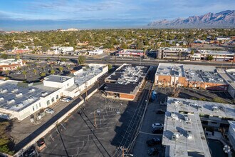 2916 E Broadway Blvd, Tucson, AZ - AERIAL  map view