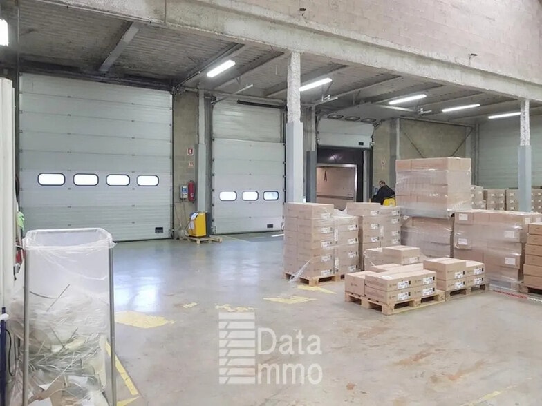 3 Rue De La Marne, Saint-Thibault-des-Vignes for lease - Building Photo - Image 3 of 7