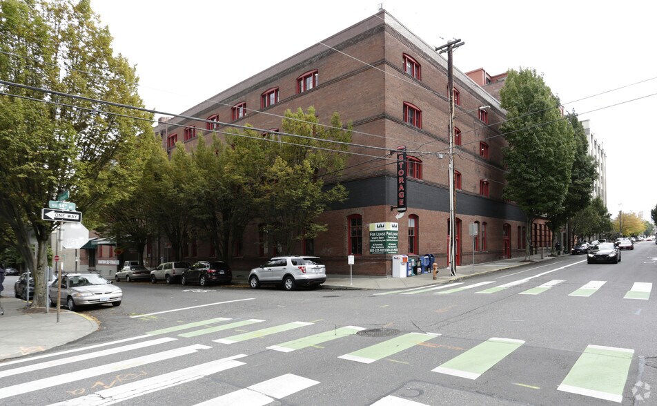 734 NW 14th, Portland, OR for sale - Primary Photo - Image 1 of 1