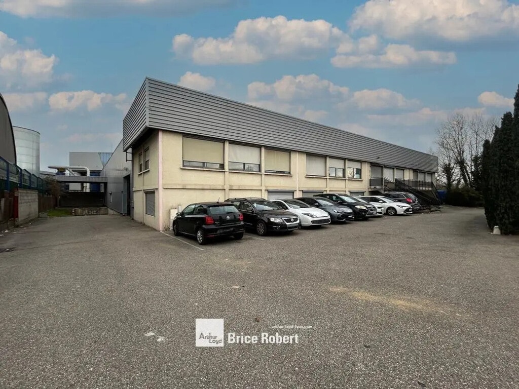 Vente Local d'activités 1 550 m² - Photo 1