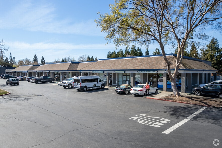 1809 Santa Rita Rd, Pleasanton, CA for lease - Building Photo - Image 3 of 4