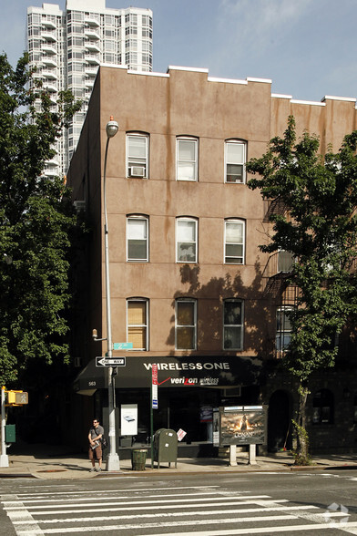 563-571 2nd Ave, New York, NY for sale - Primary Photo - Image 1 of 1