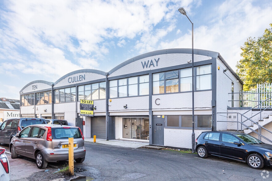 10 Cullen Way, London for lease - Primary Photo - Image 1 of 2