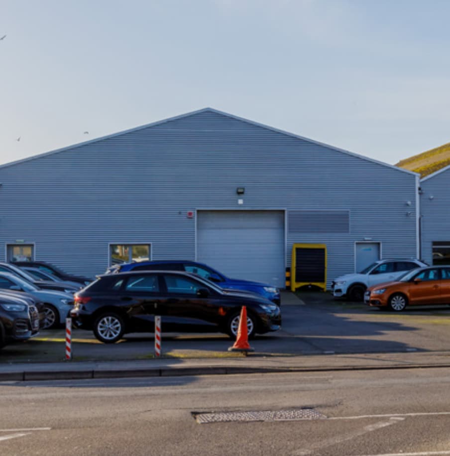 2B Buckingham Ave, Slough for lease Building Photo- Image 1 of 4