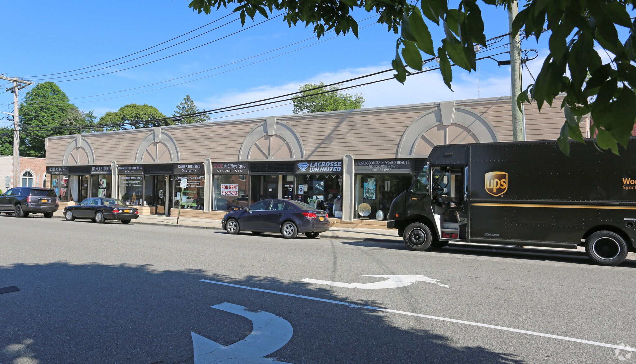 822 Park Ave, Manhasset, NY 11030 Retail For Sale