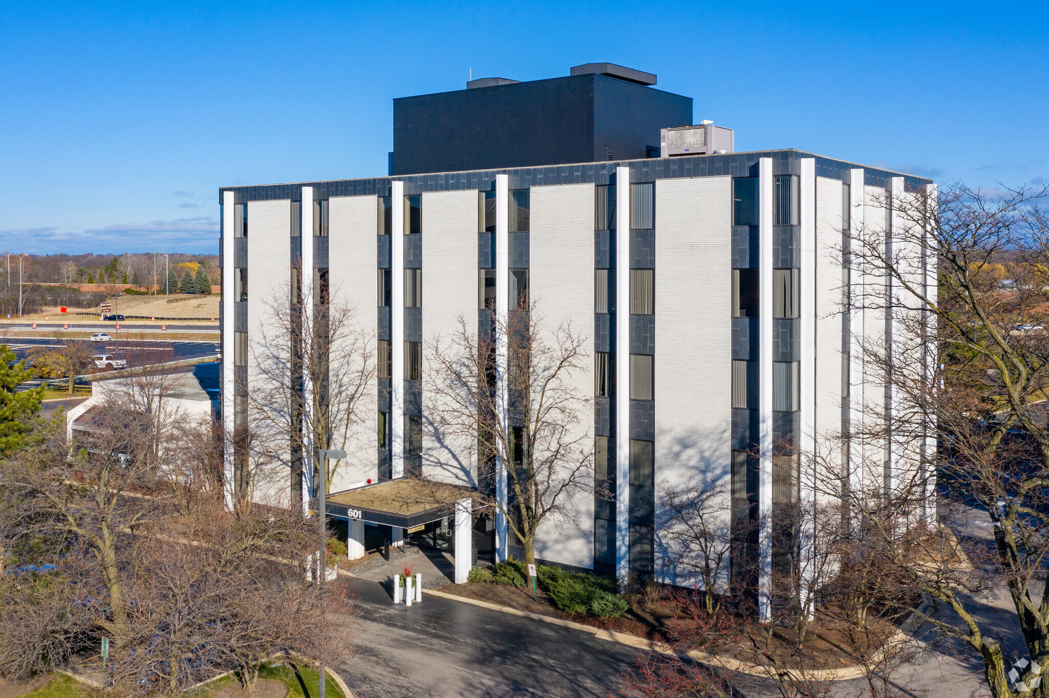 601 Skokie Blvd, Northbrook, IL for sale Building Photo- Image 1 of 1