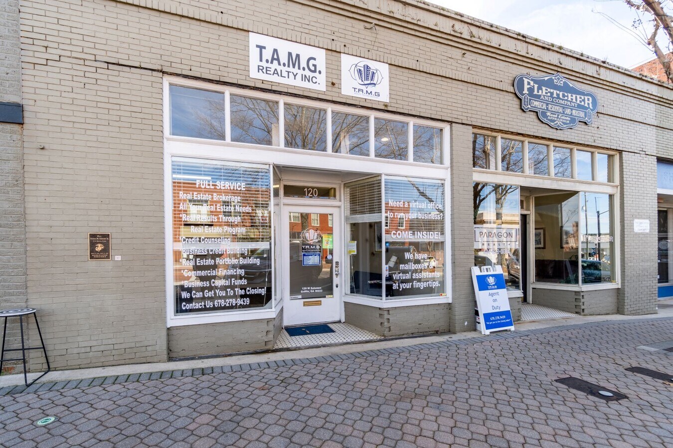 120 W Solomon St, Griffin, GA 30223