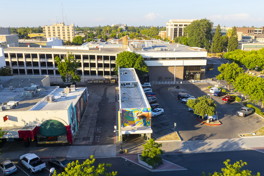 918 10th St, Modesto, CA for sale - Building Photo - Image 3 of 35