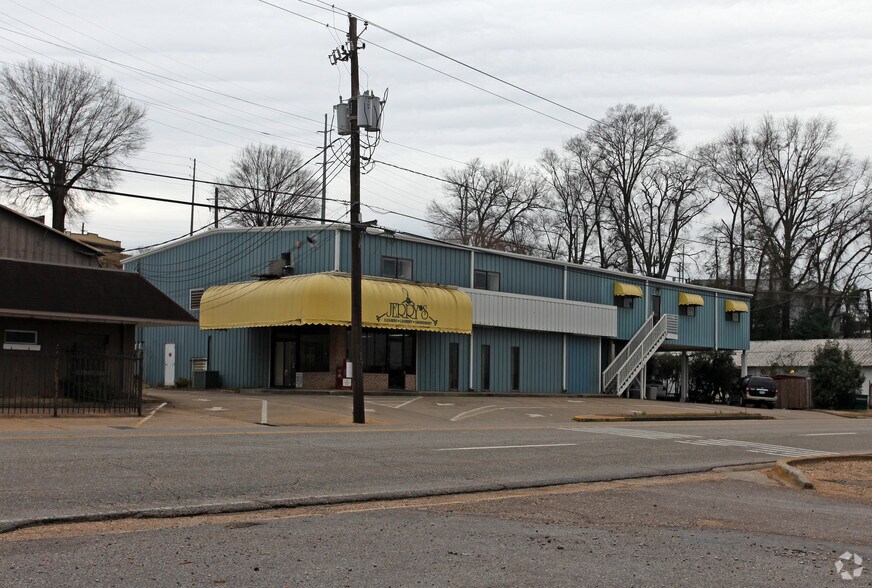 2317 Jack Warner Pky, Tuscaloosa, AL 35401