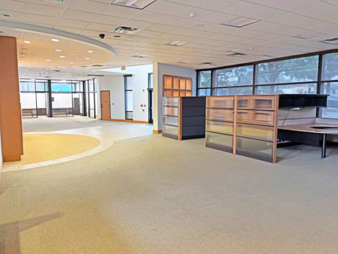 10580 SW Beaverton-hillsdale Hwy, Beaverton, OR for lease - Building Photo - Image 3 of 5