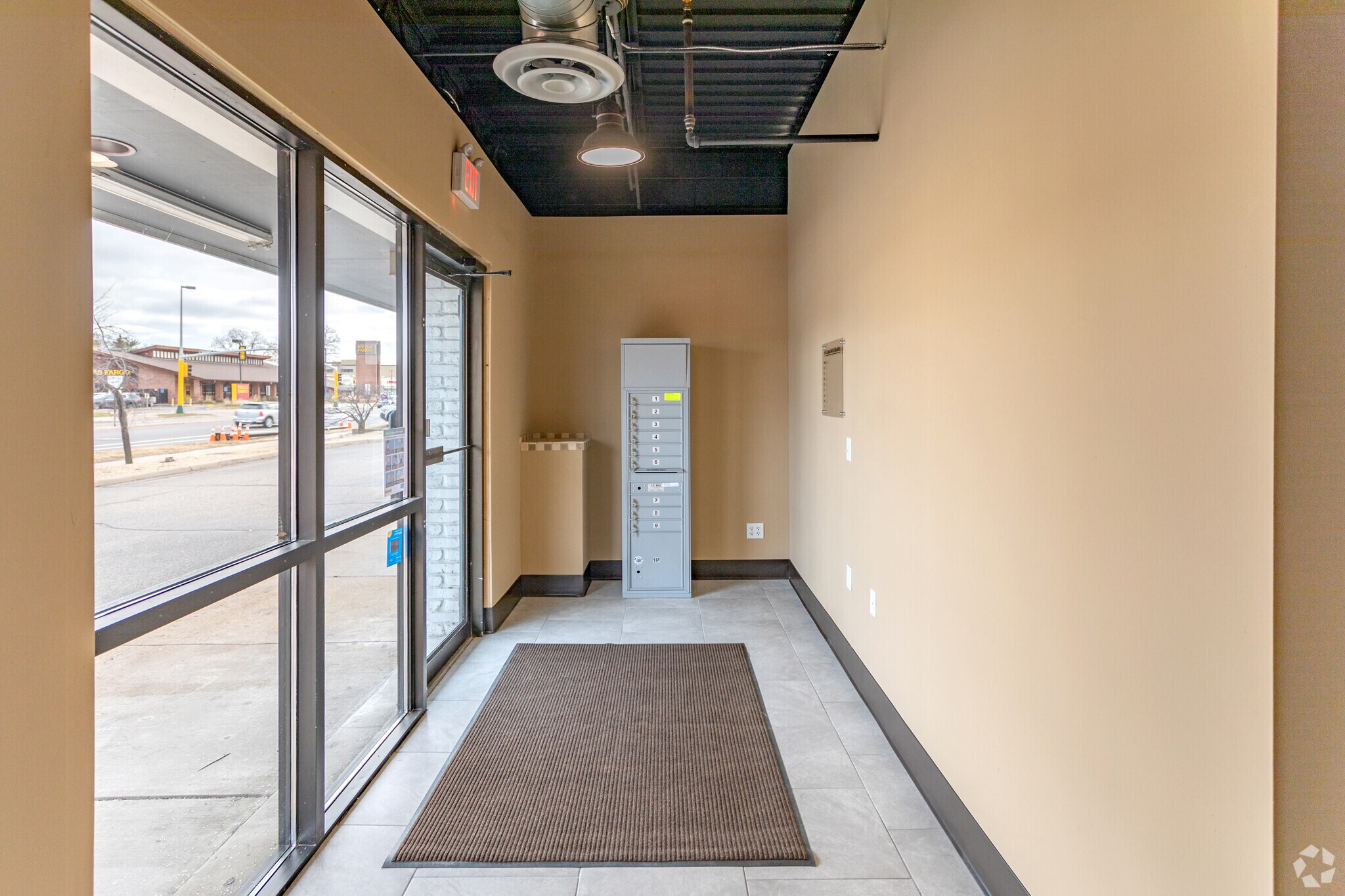 6412-6420 Nicollet Ave, Richfield, MN for sale Lobby- Image 1 of 1