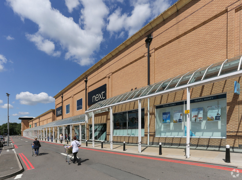 Bradgate Mall, Leicester for sale - Building Photo - Image 2 of 17