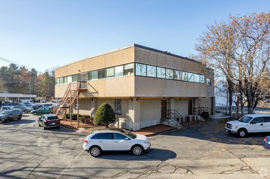 861 Edgell Rd, Framingham, MA for lease - Building Photo - Image 2 of 8