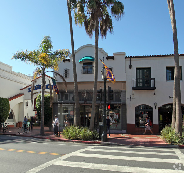 209-651 Paseo Nuevo, Santa Barbara, CA for lease - Building Photo - Image 2 of 10