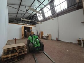 Laurieston Rd, Grangemouth for lease Building Photo- Image 1 of 5