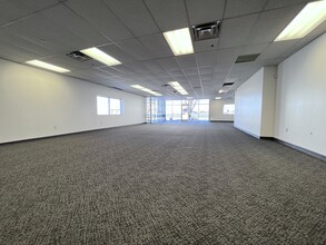 2951 Northern Cross Blvd, Fort Worth, TX for lease Building Photo- Image 2 of 7