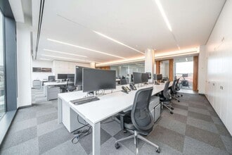 50 Havelock Ter, London for lease Interior Photo- Image 2 of 13