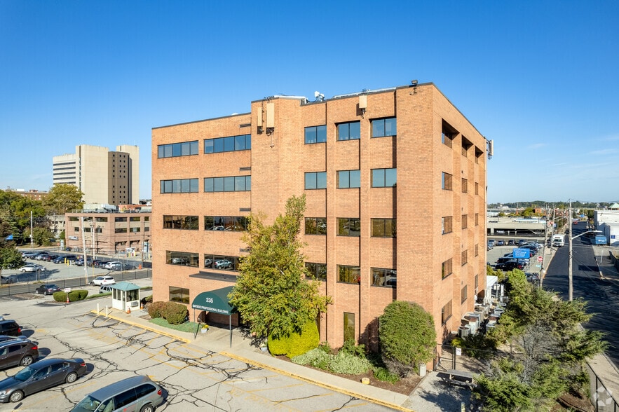 235 Plain St, Providence, RI for sale - Building Photo - Image 1 of 1
