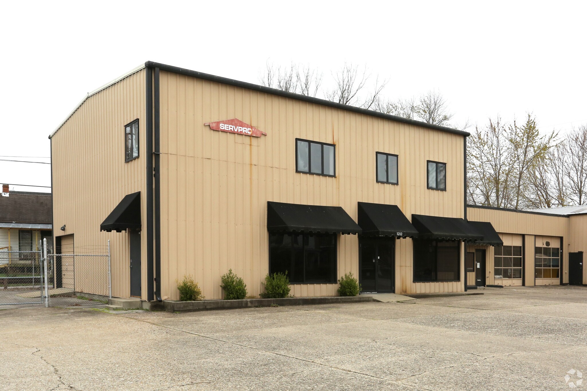 1212 Spring St, New Albany, IN for sale Primary Photo- Image 1 of 1