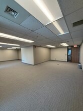 3310 W Big Beaver Rd, Troy, MI for lease Interior Photo- Image 2 of 9