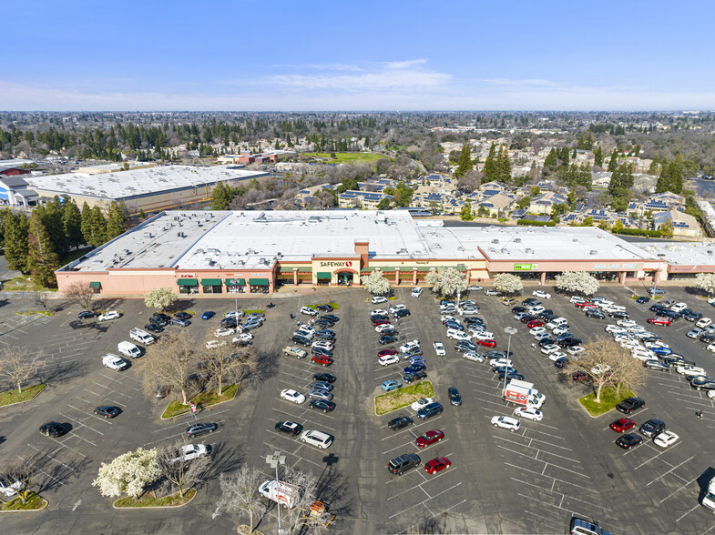 7301-7347 Greenback Ln, Citrus Heights, CA for sale - Building Photo - Image 1 of 14