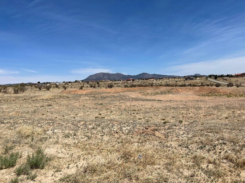 139 Venus, Edgewood, NM for sale - Primary Photo - Image 1 of 1