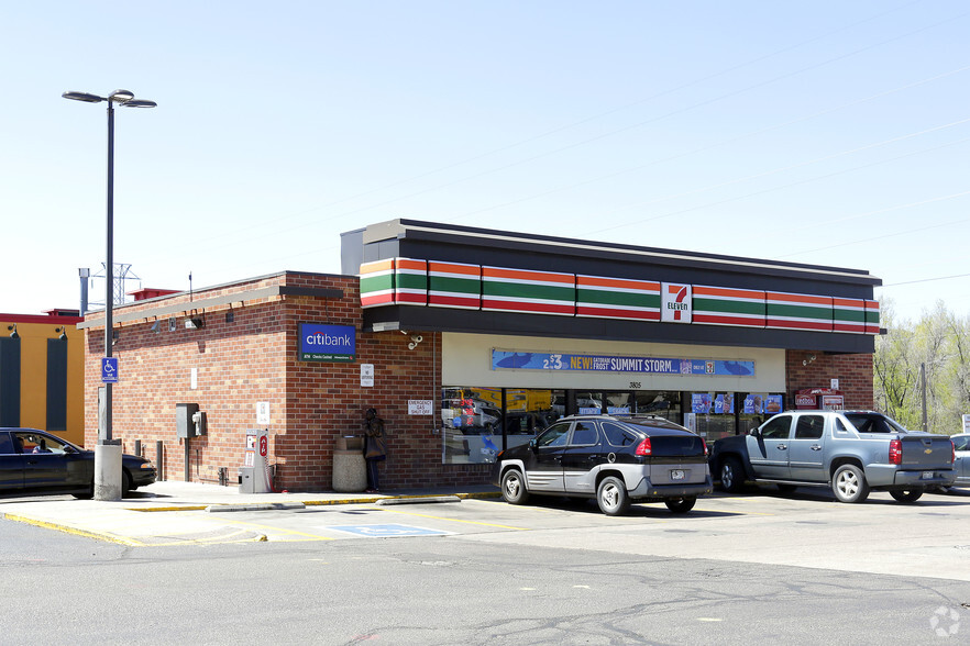 3805-3881 E Pikes Peak Ave, Colorado Springs, CO for lease - Building Photo - Image 3 of 4