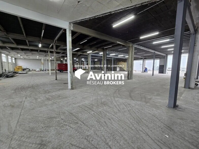 Industrial in Villetaneuse for lease - Interior Photo - Image 1 of 1