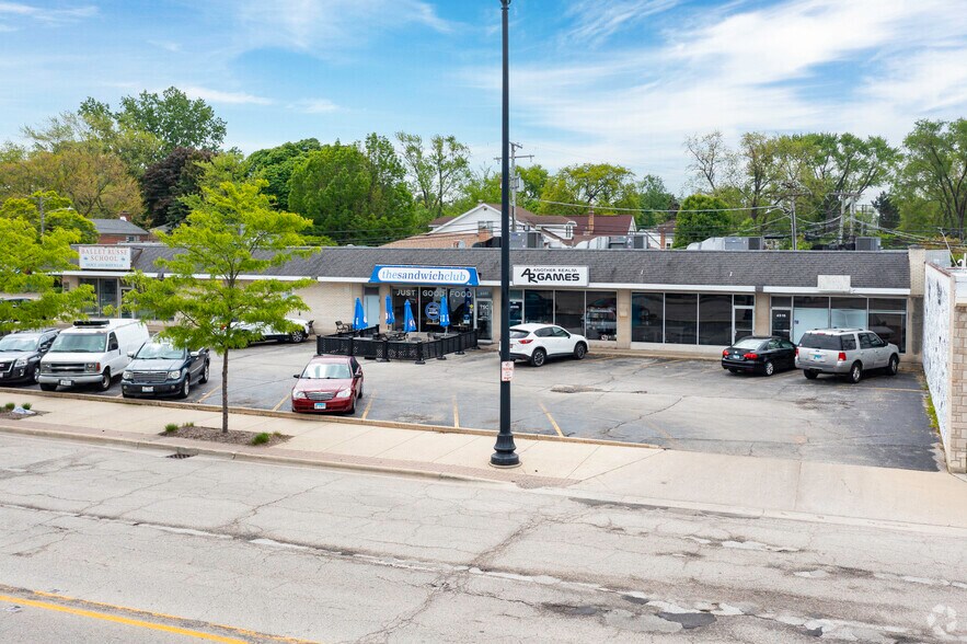 4503-4515 Oakton St, Skokie, IL for lease - Building Photo - Image 2 of 4
