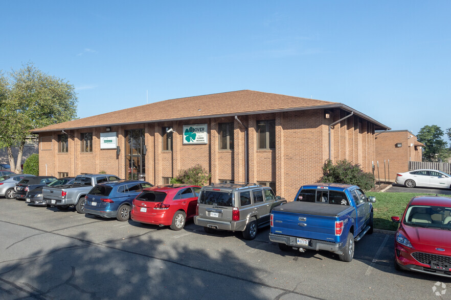 11170 Lee Hwy, Fairfax, VA for sale - Building Photo - Image 1 of 1