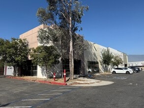 14920 Hilton Dr, Fontana, CA for lease Building Photo- Image 2 of 4