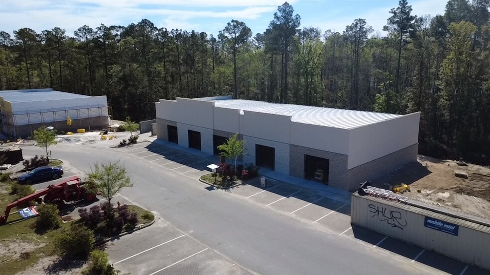 485 Jimmy DeLoach Parkway Building B & C Pky, Pooler, GA for lease - Building Photo - Image 1 of 16
